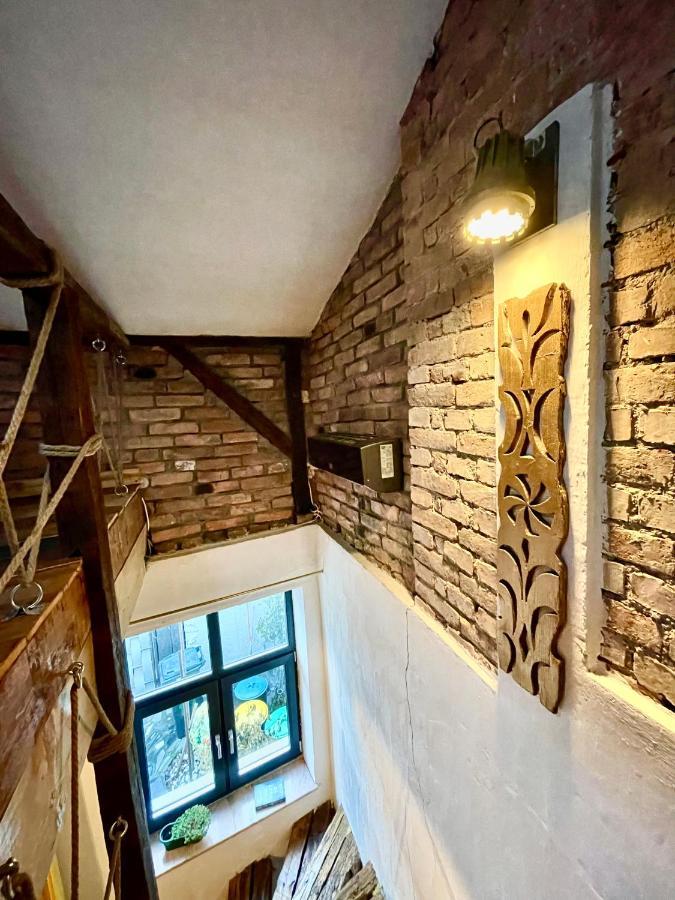 The House A La Cluj Villa Exterior photo